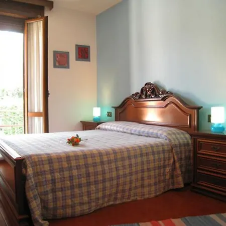 Laura Garten-ferienwohnung Appartement *
